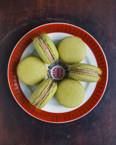 Thirsty For Tea Green Tea Macarons with Red Bean Buttercream Filling For Macarons, Green Tea Macarons, Tea Macarons, French Macaron Recipe, Matcha Baking, Guava Paste, Matcha Green Tea Recipes, French Macarons Recipe, Green Tea Ice Cream