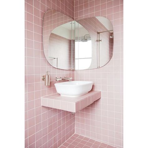 Maureen Stevens (@maureenstevensdesign) • Instagram photos and videos Blush Pink Living Room Ideas, Art Pink Wallpaper, Pink Home Aesthetic, Blush Pink Bathroom, Pink Nurseries, Nursery Blush Pink, Room Aesthetic Pink, Mirrors And Lights, Pink Living Room Ideas