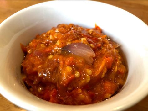 Mexican Red Salsa, Tomato Chilli Sauce, Indonesian Dishes, Homemade Chilli, Sauces Recipes, Tomato Recipe, Mexican Salsa, Roasted Shrimp, Indonesian Cuisine