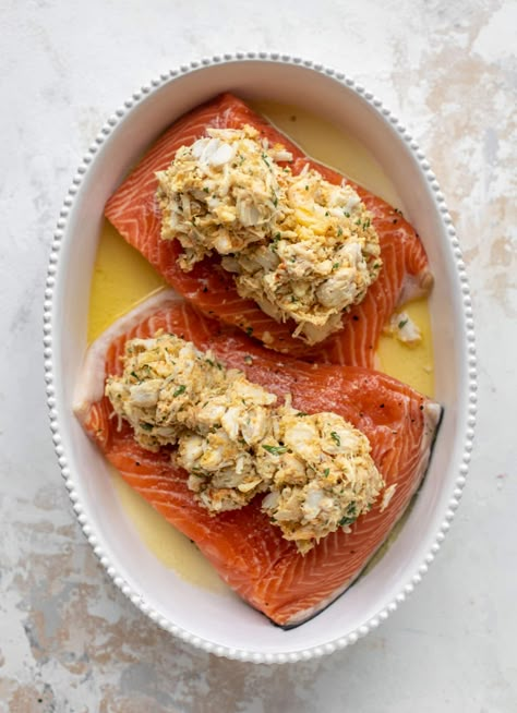 Crab Topped Salmon - Roasted Salmon Topped with Crabmeat Crab Stuffed Salmon, Salmon Roasted, Crab Meat Recipes, Crab Dishes, Healthy Meat Recipes, Crab Cake, Appetizer Dishes, Crusted Salmon, Baked Salmon Recipes