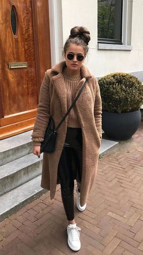 Winter Fashion Outfits Dressy Classy, Winter Fashion Outfits Dressy, Winter Night Outfit, Outfits Leggins, Winter Outfits 2020, Pijamas Women, Stylish Winter Outfits, Winter Fashion Outfits Casual, Winter Outfits Cold