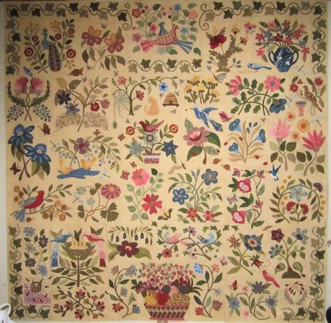 APPLIQUE PAINTBOX-I LOVE APPLIQUE: Caswell Quilt Caswell Quilt, Antique Quilts Patterns, Rows And Columns, Old Bucket, Appliqué Quilts, Quilt Border, Applique Quilting, Garden Quilt, Blue Poster