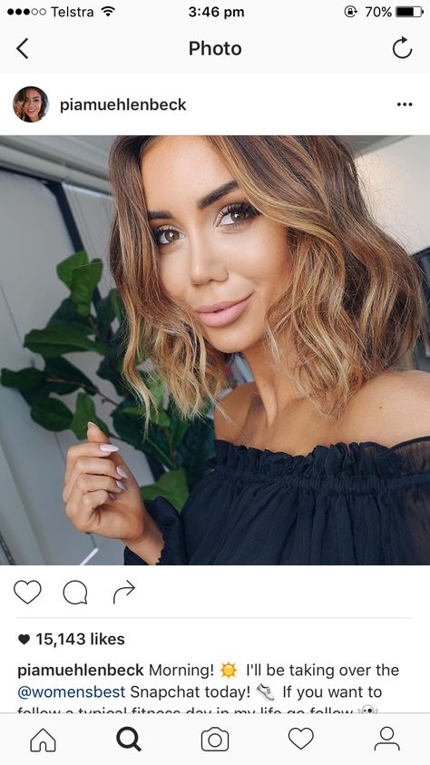 Pia Muehlenbeck Hair, Pia Muehlenbeck, Hair Lob, Pixie Cut Curly Hair, Brunette Hair With Highlights, Hair Color Light Brown, Light Hair Color, Winter Hair, Hair Skin Nails