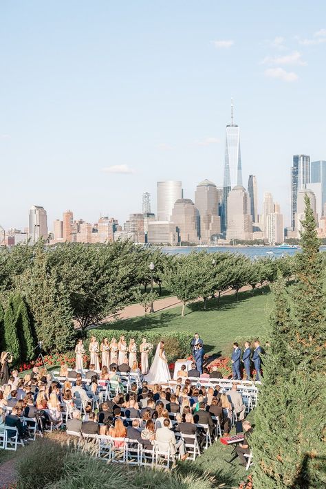 Liberty House Wedding — Lizzie Burger Photography | NY & NJ Wedding Photographer Liberty House Nj Wedding, Jersey City Wedding, Green Screen Photo, Jersey Shore Wedding, Summer Wedding Ceremony, Skyline Wedding, Liberty House, Indoor Ceremony, Waterfront Wedding