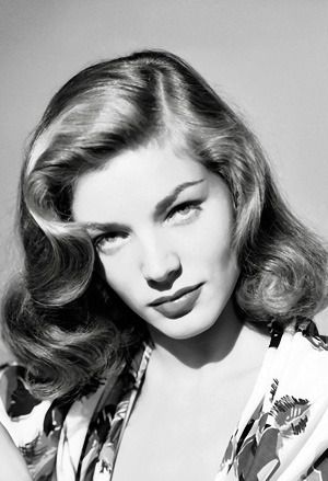 Lady Hollywood — 1940s Hairstyles: Hedy Lamarr, Rita Hayworth,... 40s Hairstyles, 50s Hairstyles, 1940s Hairstyles, Hollywood Hair, Lauren Bacall, Vintage Versace, Actrices Hollywood, Retro Hairstyles, Old Hollywood Glamour