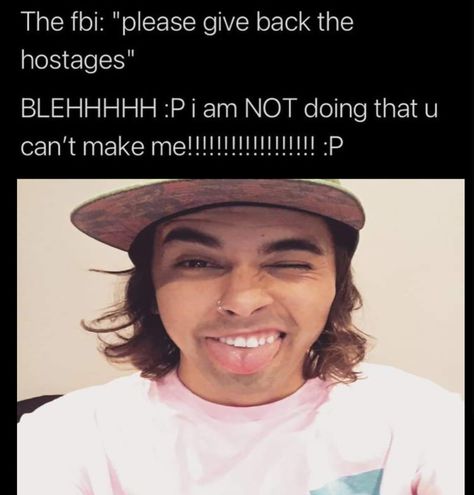 Vic Pierce The Veil Pfp, Vic Fuentes Funny Pics, Funny Pierce The Veil, Pierce The Veil Memes Funny, Funny Vic Fuentes, Vic Fuentes Silly, Ptv Pfps, Vic Pierce The Veil, Pierce The Veil Funny