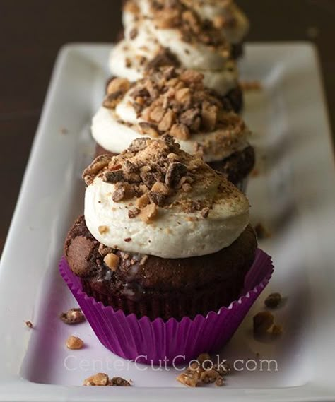 Cupcake Receptek, Cookies Cupcake, Fun Cupcake Recipes, Baking Sweets, Fun Cupcakes, Yummy Cupcakes, Dessert Cupcakes, Yummy Sweets, Sweets Treats