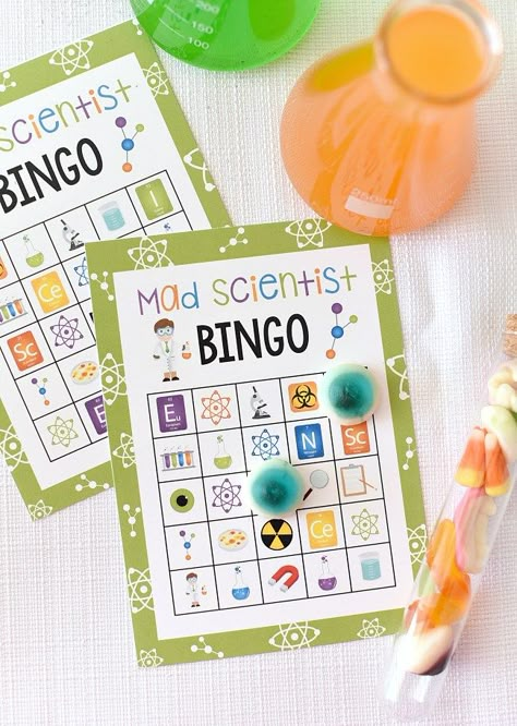 Mad Scientist Party Ideas, Scientist Party Ideas, Science Party Decorations, Science Themed Party, Party Games Group, Science Birthday Party Ideas, Mad Scientist Halloween, Scientist Birthday Party, Mad Scientist Birthday