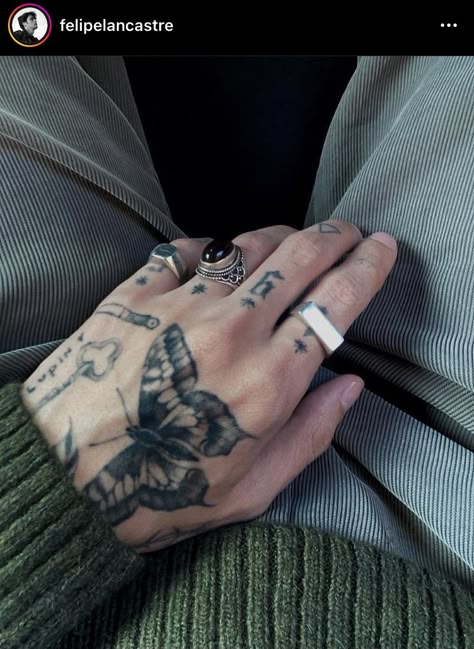 Masc Tattoos, Tattoo Boy Aesthetic, Kafka Tattoo, Simple Tattoos For Guys, Small Forearm Tattoos, Hand Tats, Leg Tattoos Women, Tatuaje A Color, Small Hand Tattoos