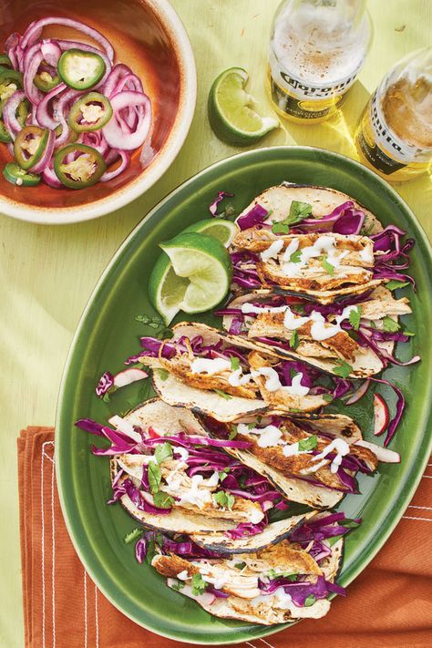 Shredded Chicken Street Tacos, Red Cabbage Slaw Recipes, Taco Slaw, Recipe For Tacos, Cabbage Tacos, Chicken Street Tacos, Cabbage Slaw Recipes, Red Cabbage Recipes, Red Cabbage Slaw