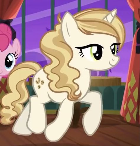 Pretty Mlp Characters, Mlp Side Profile, My Little Pony Background Characters, Mlp Background Characters, Mlp Background Ponies, Mlp Hairstyles, Mlp Screenshots, Mlp Unicorn, Mlp Pfp