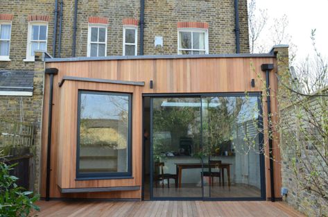 Modern Windows That Will Show You Whole World Extension Veranda, Flat Roof Extension, Pergola Plans Design, House Cladding, Roof Extension, Glass Extension, House Extension Design, Rear Extension, Wood Cladding