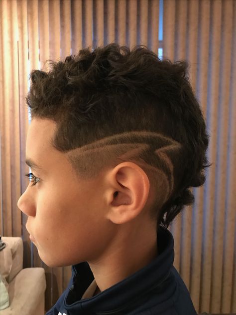 Lightning Bolt Undercut Lightning Bolt, Lightning Bolt In Hair Boys, Boys Hair Lightning Bolt, Lighting Bolt Haircut, Boys Design Haircut, Boys Haircut Lightning Bolt, Lightening Bolt Hair Design Boys, Lightning Bolt Hair Design For Boys, Lightning Bolt Hair Design