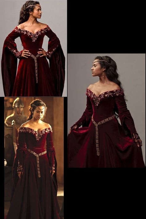 Red Velvet Medieval Dress, Elegant Medieval Dress, The Middle Ages Dress, British Princess Dress, Medieval Dress Wedding, Middle Age Dress Medieval Gown, Mediavel Dress, Narnian Dress, Middle Ages Dresses