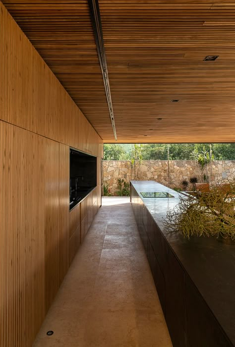 mf+arquitetos completes Q04L63 house in rifaina, brazil Architect House, Local Design, Common Area, House Front, Summer House, Home Interior, A House, Interior Designers, Home Design