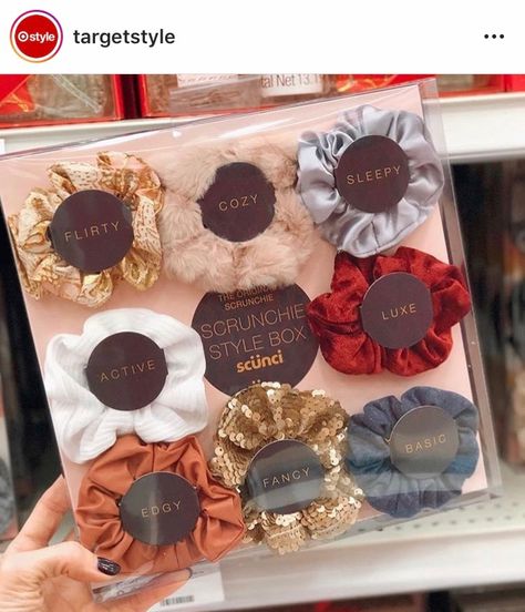 Scrunchie Packaging Ideas, Scrunchies Packaging Ideas, Scrunchie Packaging, Diy Hair Scrunchies, Cute Gift Ideas, Scrunchie Styles, Small Business Packaging Ideas, Target Style, Packaging Ideas