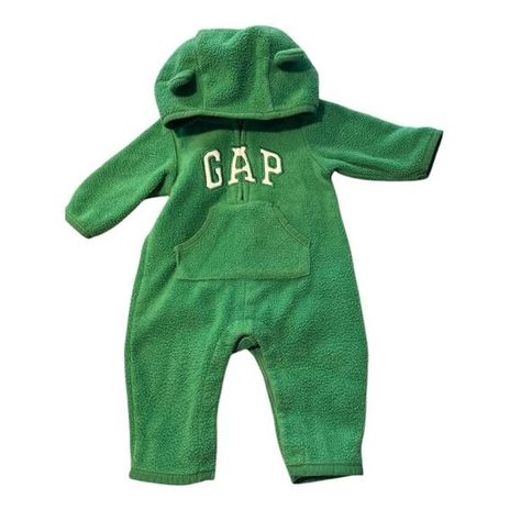 Gap baby green Jumpsuit with hoodie , pocket, zipper.  for up to 3 months Hoodie Pocket, Baby Green, Jumpsuit For Kids, Green Jumpsuit, Baby Gap, 3 Months, Green Color, Green Colors, Jumpsuit Romper