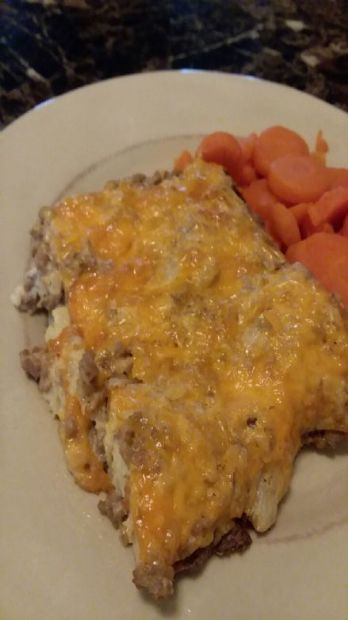 Hamburger Cauliflower Casserole, Hamburger Cauliflower, Hamburger Keto, Green Bean Casserole Campbells, Cauliflower Casserole Recipes, Latest Wallpaper, Cauliflower Dishes, Hamburger Casserole, Hamburger Meat Recipes