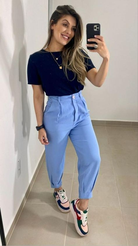 Cool Toned Fashion, Office Outfits Leggings, Casual College Outfits, Elegante Casual, Color Analysis, Casual Work Outfits, Work Outfits Women, Basic Outfits, Business Casual Outfits