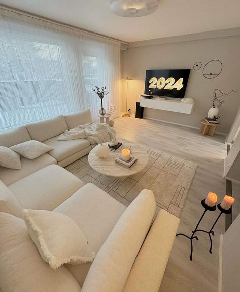 L Shaped Living Room Layout, Living Room Design White, Hone Decor, Aesthetic 2024, Apartment Living Room Design, Dream Apartment Decor, Future Apartment Decor, Unique Restaurants, Redecorate Bedroom