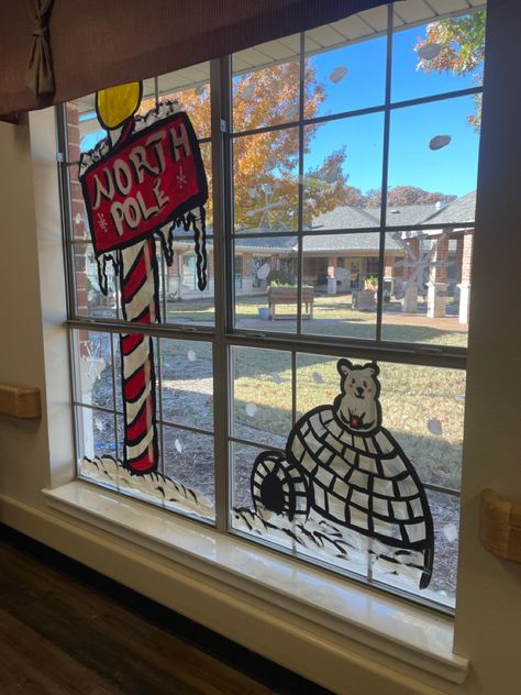 North pole sign and igloo with polar bearing sticking out holding hot chocolate. North Pole Window Painting, Santa Window Painting, Winter Board, North Pole Sign, Pole Sign, Christmas Window Painting, Christmas Windows, Pole Nord, Winter Window