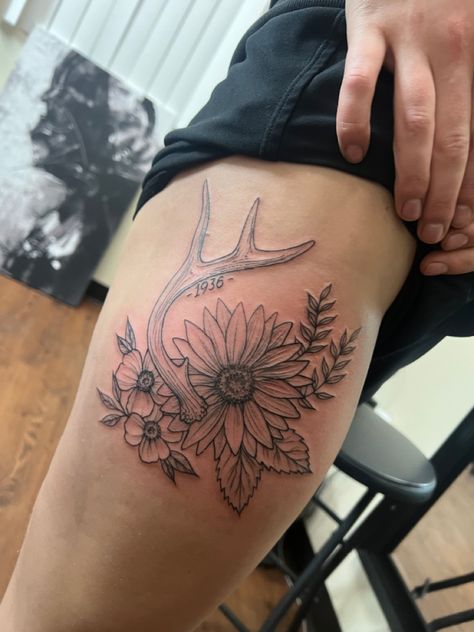 Deer Tattoo Thigh, Country Thigh Tattoos Women, Antler And Flower Tattoo, Animal Skull Tattoo Flowers, Western Leg Tattoos, Parent Tattoo, Antler Tattoos, Antler Tattoo, Western Tattoo