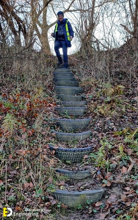 Brilliant Way To Reuse And Recycle Old Tires | Engineering Discoveries Log Steps, Shape House, Reuse Old Tires, Garden Stairs, Reuse And Recycle, Garden Solutions, Sloped Garden, Outdoor Stairs, Old Tires