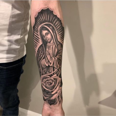 Religous Tattoo, Guadalupe Tattoo, Mother Mary Tattoos, Grey Ink Tattoos, Half Sleeve Tattoos Forearm, Virgin Mary Tattoo, Mary Tattoo, Tattoo Inspiration Men, Forearm Sleeve Tattoos