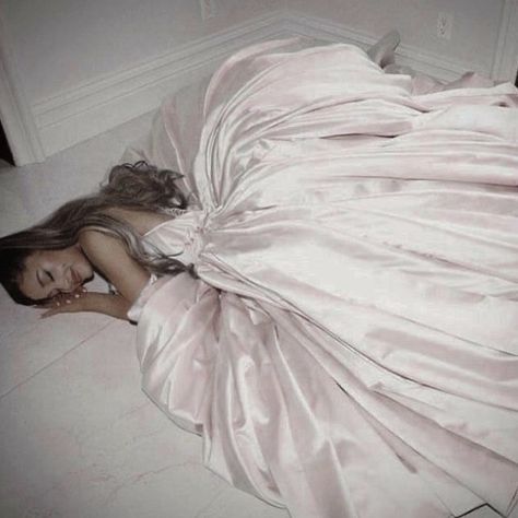 Somewhere Only We Know, Ariana Grande, A Woman, Pink, White, Instagram