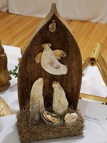 A Blessed Homeschool Life: Field Trips Abound Oyster Nativity, Driftwood Angels, Shell Nativity, Oyster Shells Diy, Oyster Shells Decor, Oyster Shell Crafts, Seashell Projects, Beachy Christmas, Nautical Christmas