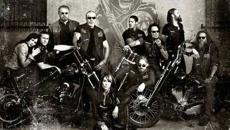 Group photo time Stussy Ads, Sons Of Anarchy Cast, Shawn Stussy, Son Of Anarchy, Harley Davidson Knucklehead, Harley Davidson Dyna, The Reaper, Street Bob, Charlie Hunnam