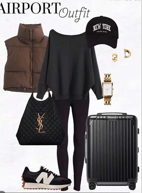 Chic Travel Outfit, Airport Travel Outfits, Comfy Travel Outfit, Airplane Outfits, Fashion Travel Outfit, Comfy Travel, Essentials Aesthetic, Airport Outfits, Winter Fashion Outfits Casual