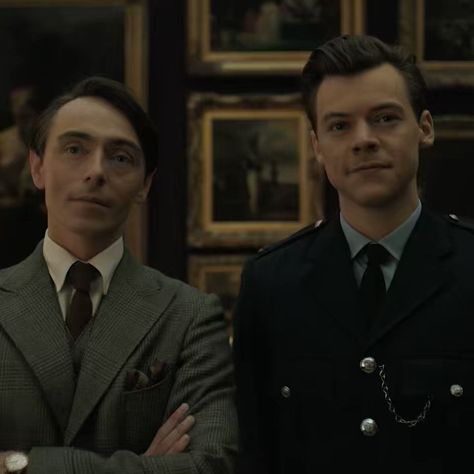 Harry Styles And David Dawson, My Policeman, David Dawson, Harry Styles Edits, Louis (one Direction), Afraid Of The Dark, Mr Style, Movie Fashion, Policeman