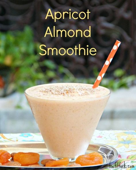 Apricot & Almond Smoothie -- a sweet and creamy start to your morning or for a post-workout snack. For the recipe, use fresh apricot slices that are flash frozen or soaked dried apricots. | thefitfork.com Blended Recipes, Virgin Territory, Apricot Trees, Smoothie Recipies, Running Diet, Almond Snack, Apricot Smoothie, Dried Apricot, Apricot Recipes