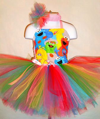 Sesame Street Tutu Dress ... where in Yearly Portraits and at Bday Party 2nd Birthday Sesame Street, Bday Pic Ideas, Tutu Bow Holders, Pageant Ooc, Make A Tutu, Funky Party, Elmo World, Cookie Monster Party, Ella Rose