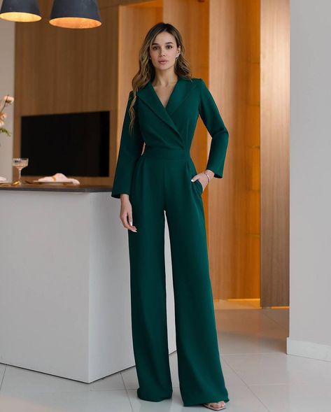 V Neck Long Sleeve Jumpsuit with Wide Leg Pants Size: XS,S,M,L Fabric:cotton 65%,35% polyester Colour: emerald, burgundy, white, black. Explore a wider selection on website Elegant Jumpsuit Long Sleeve, Office Jumpsuit Work Outfits, Black Long Sleeve Jumpsuit Outfit, Graduation Jumpsuit Outfit, Outfit For Graduation, Jumpsuits For Women Classy, Wide Leg Jumpsuit Outfit, Wide Jumpsuit, Long Sleeved Jumpsuit