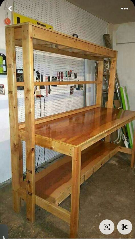 Garage Hanging Storage, Small Woodworking Shop Ideas, Easy Garage Storage, Garage Workshop Layout, Garage Workbench Plans, Building A Workbench, Workbench Designs, Workbench Plans Diy, Garage Storage Shelves