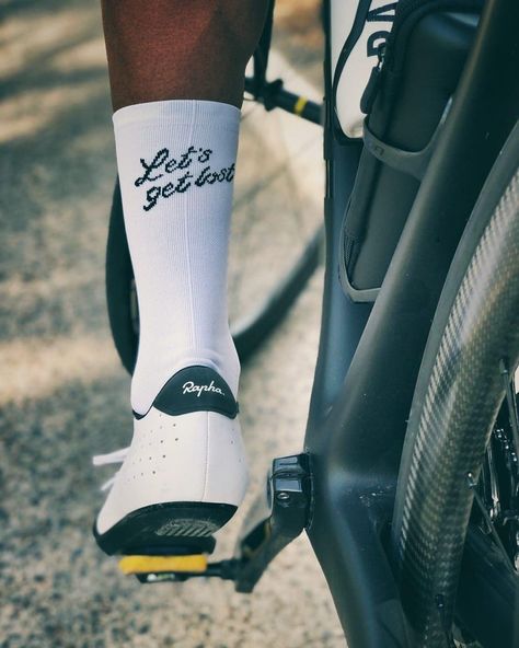 Sock Branding, Sock Inspiration, Lifestyle Moodboard, Bike Outfit, Bone Bordado, Cycling Shirts, Bike Socks, Let's Get Lost, Race Bike