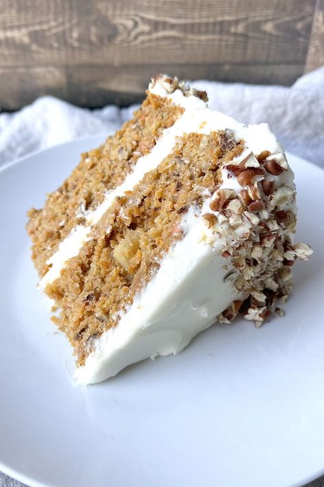 Easy Carrot Cake Using Spice Cake Mix Cake Mix Ingredients, Cream Cheese Frosting Cake, Carrot Spice Cake, Batter Mix, Store Bought Frosting, Easy Carrot Cake, Spice Cake Mix, Box Cake Mix, Spice Cake