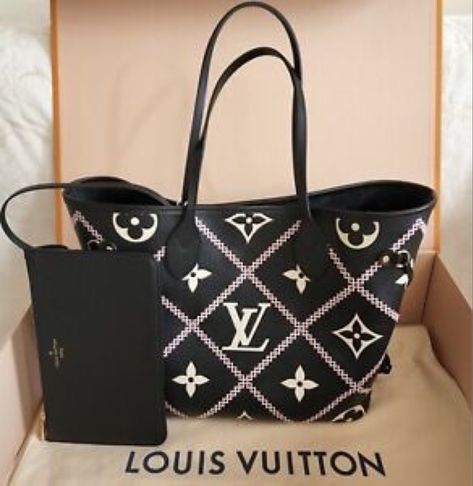 Louis Vuitton neverfull #dhgate #designer #dupes #mirror Follow my shop @hkadavy on the @shop.LTK app to shop this post and get my exclusive app-only content! #liketkit #LTKunder100 #LTKitbag @shop.ltk https://liketk.it/48Qsf Louis Neverfull, Louis Vuitton Shopper, Louis Vuitton Totes, Louis Vuitton Empreinte, Bohemian Bags, Shoes Sale, Louis Vuitton Neverfull Mm, Large Leather Tote, Neverfull Mm