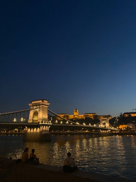 Budapest Summer, Hungary Aesthetic, Nightout Aesthetic, Inter Railing, Budapest Nightlife, Budapest Aesthetic, City Wallpapers, City Aesthetics, Budapest City