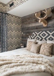 Rustic Modern Bedroom Viking Decor Interior Design, Viking Interior Design, Viking Interior, Viking Bedroom, Rustic Modern Bedroom, Vikings Aesthetic, Viking Home Decor, Viking Home, Pioneer Woman Meatloaf