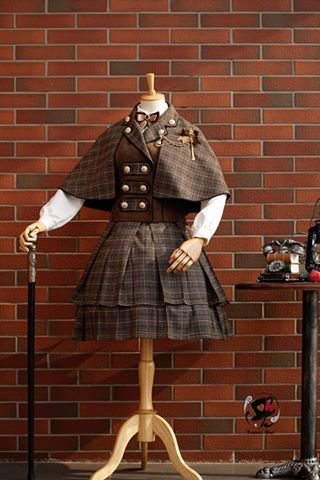 Tom Riddle X Harry Potter, British Suit, Character Themes, Trendy Trouser, Lolita Outfits, Old Fashion Dresses, Tom Riddle, Trouser Outfits, Dark Lord