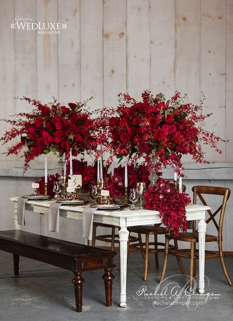 Window Inspiration, Xmas Window, Flowers And Candles, Majlis Perkahwinan, Decoration Evenementielle, Marsala Wedding, Tafel Decor, Super Nova, Red Wedding Flowers