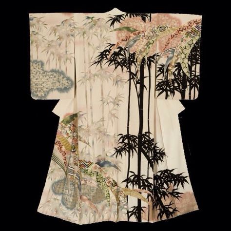 Houmongi Kimono, Japanese Kimono Design, Kabuki Costume, Kimono Patterns, Moda Kimono, The Kimono Gallery, Kimono Gallery, Embroidery Kimono, Kimono Art