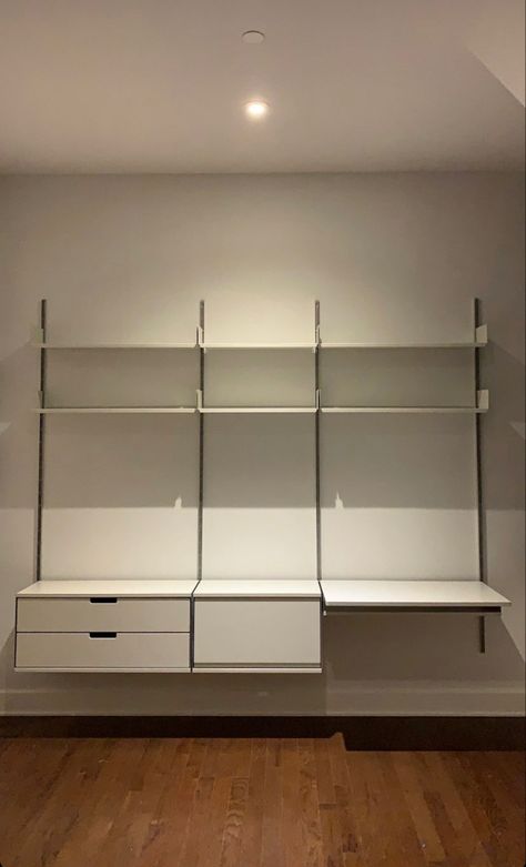 Vitsoe Shelving, Michelle Choi, Shelf System, Dream Apartment, Home Alone, Shelving Unit, Apartment, Shelves, Home Decor