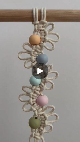 Macrame 2 Colors, Macrame Earrings Diy, Macrame With Beads, Macrame Simple, Maker Studio, Macrame Plant Hanger Tutorial, Fun List, Crafts Origami, Macrame Knots Pattern