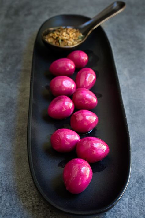 Pickled quail eggs {horseradish mayo + furikake} Meaty Appetizers, Creamy Dips, Pickled Quail Eggs, Horseradish Mayo, Cheesy Bites, Prepared Horseradish, Potato Bites, Pickled Beets, Food Appetizers