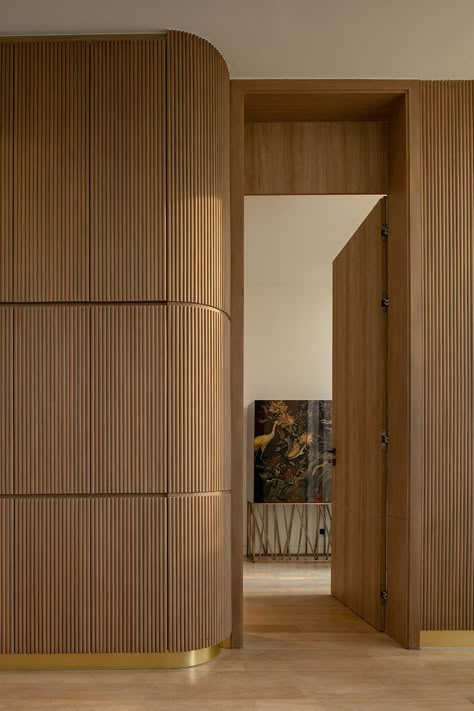 Guys Room Aesthetic, Modern Family House, Wall Panel Design, Curved Walls, 아파트 인테리어, Wall Panelling, Luxury House Designs, Home Decoration Ideas, Office Interior Design