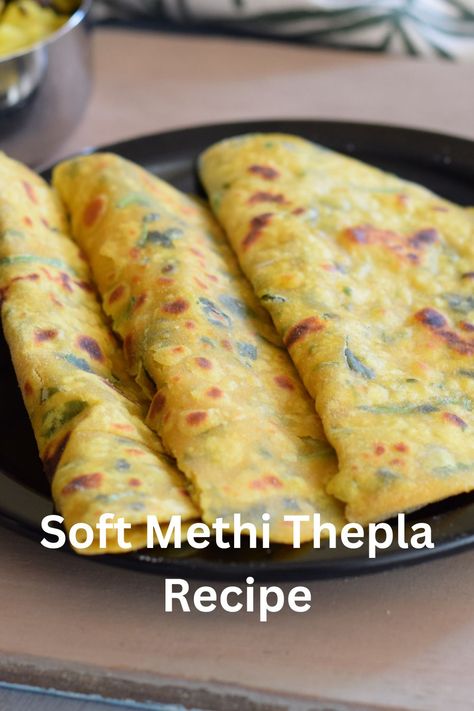 Methi Roti Recipe, Methi Leaves Recipe, Thepla Recipe Methi, Methi Thepla Recipe, Methi Paratha Recipes, Recipes With Ragi Flour, Gujarati Breakfast, Methi Recipe, Thepla Recipe